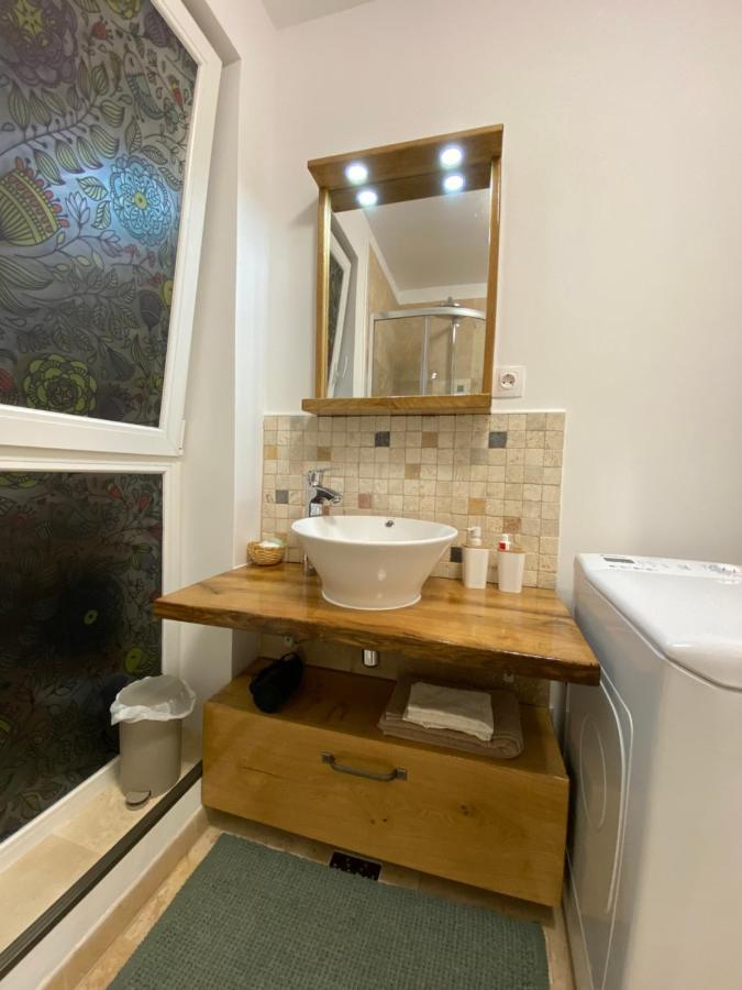 Helga'S Place Premium 1 Bedroom Condo Cluj-Napoca Eksteriør billede