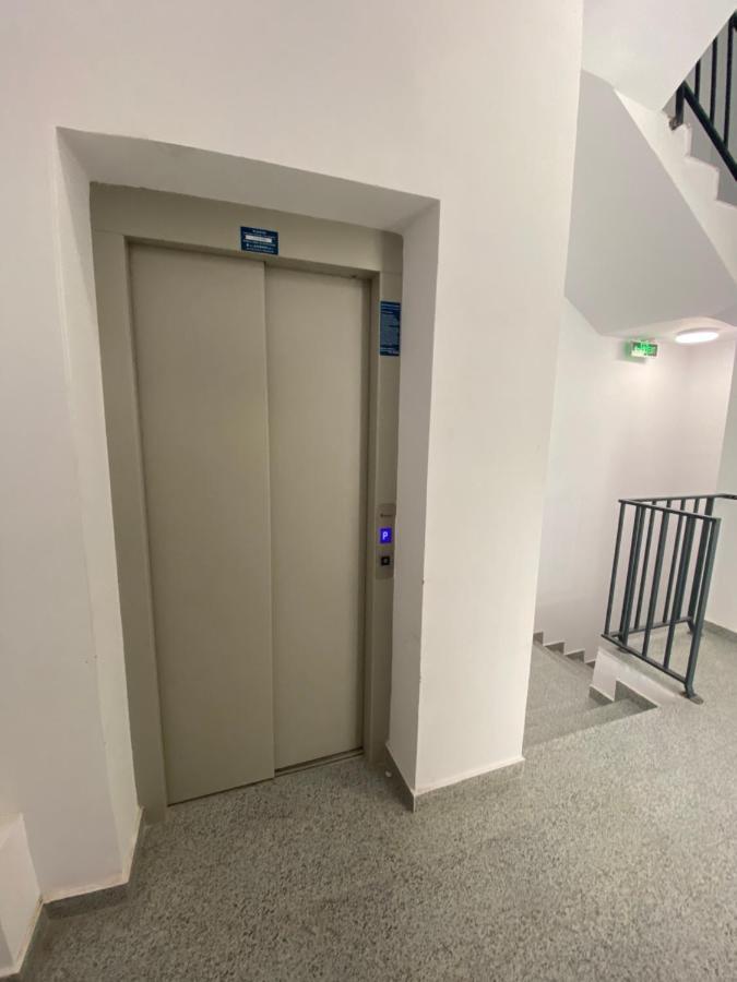 Helga'S Place Premium 1 Bedroom Condo Cluj-Napoca Eksteriør billede